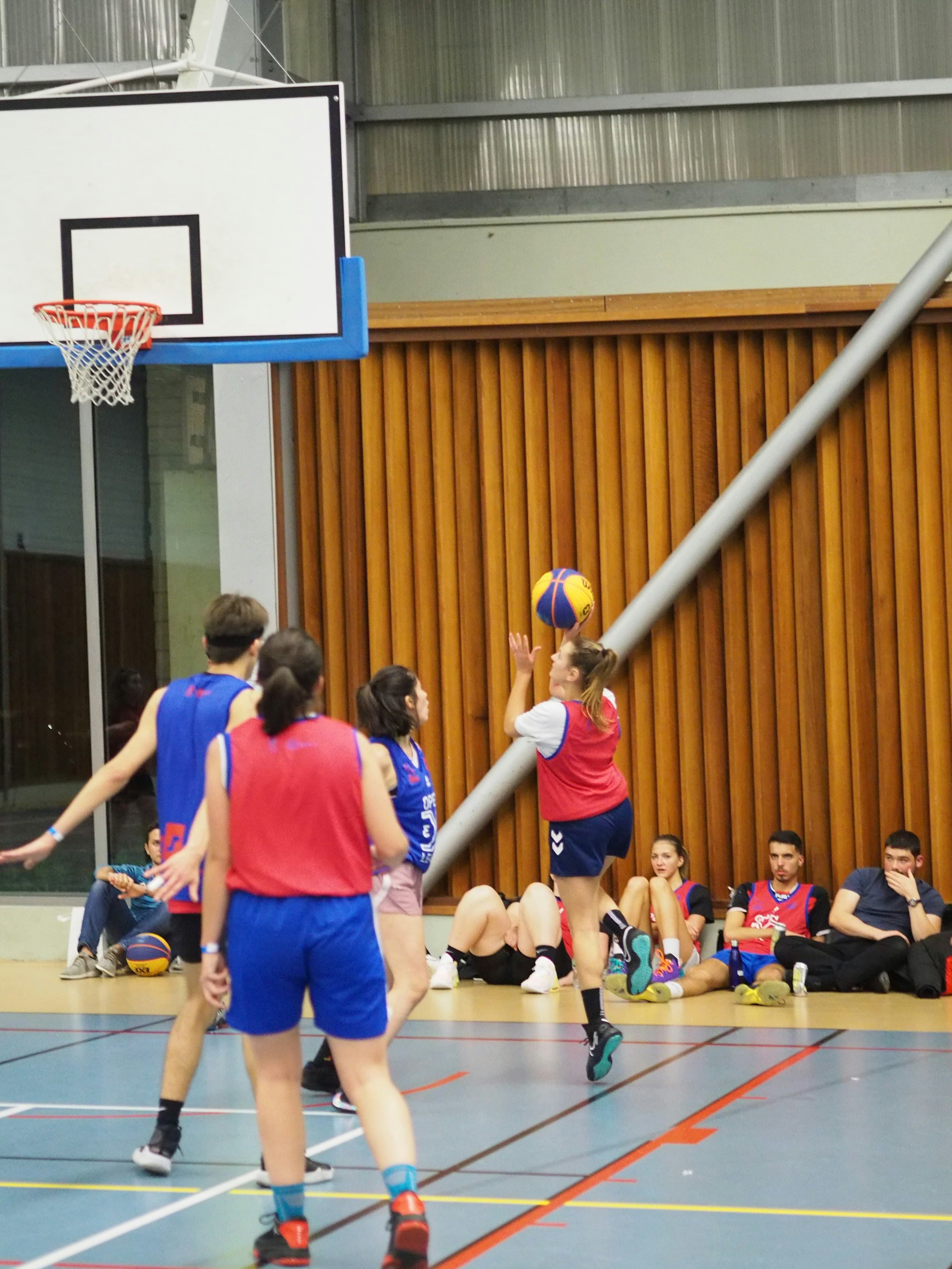Beginner athletes learning basketball skills in Winnipeg